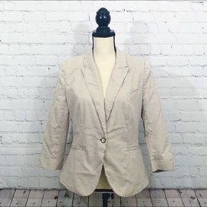 Grace Brown/White Blazer skirt suit Size 8